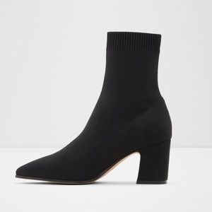 Also Cruz Sock Booties